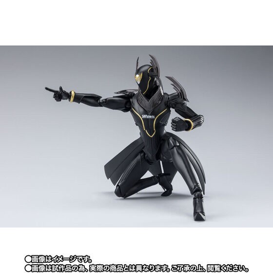 PRE-ORDER : S.H.Figuarts Mr.BLACK | HE IS THOMAS (TIGER & BUNNY 2)