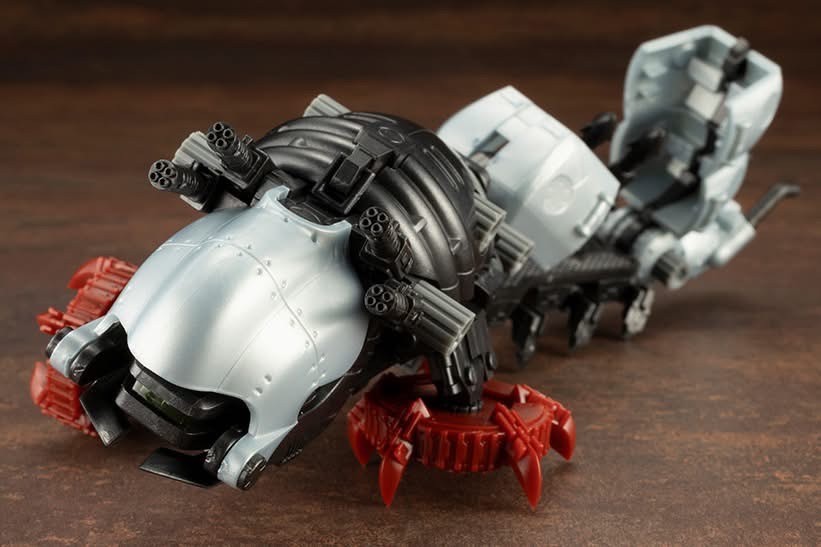 Pre-order : 1/72 Zoids: EZ-006 Molga Full Option Set Plastic Model Kit by Kotobukiya