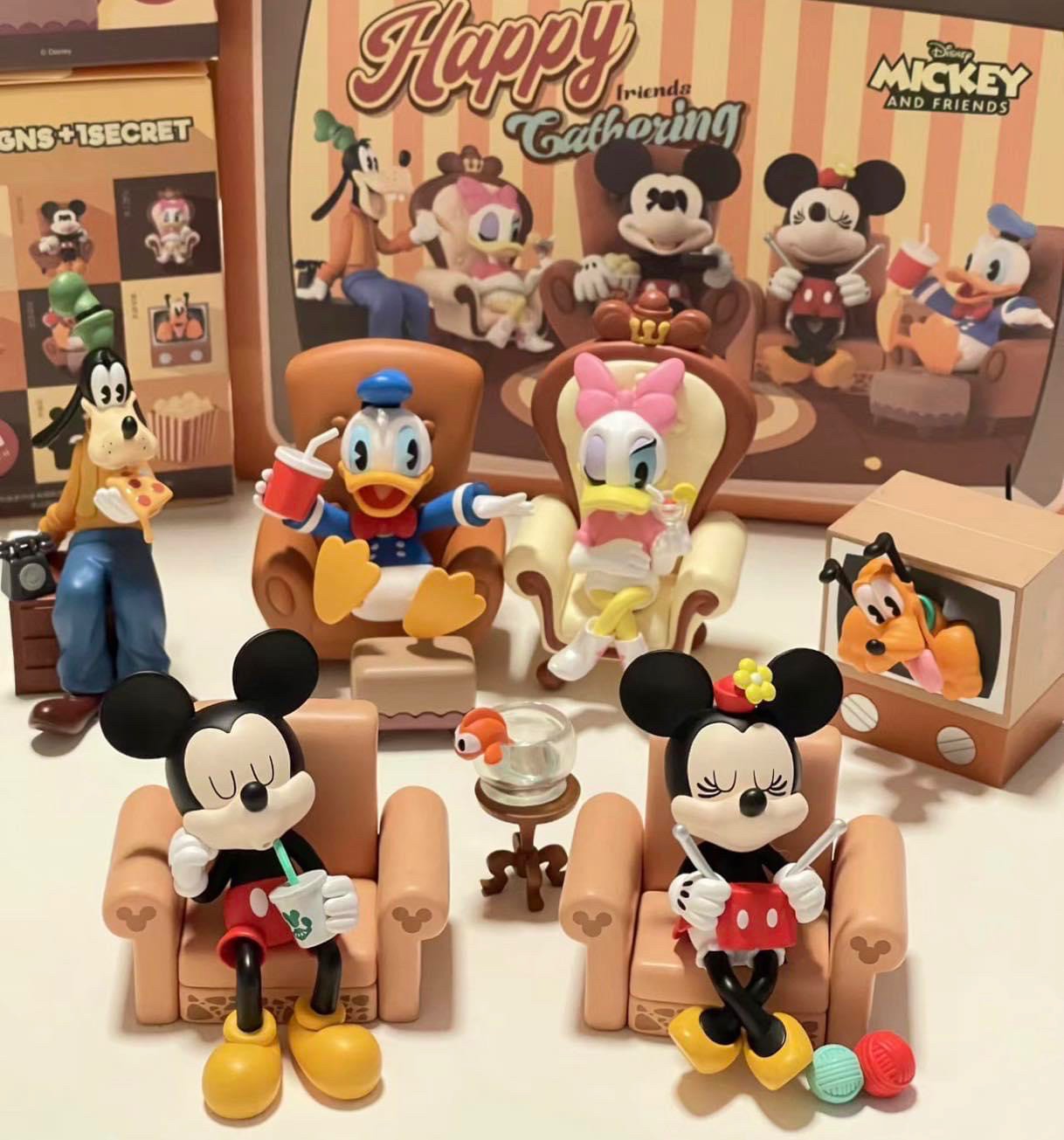 Disney - Mickey and Friends Happy Gathering Series by 52Toys