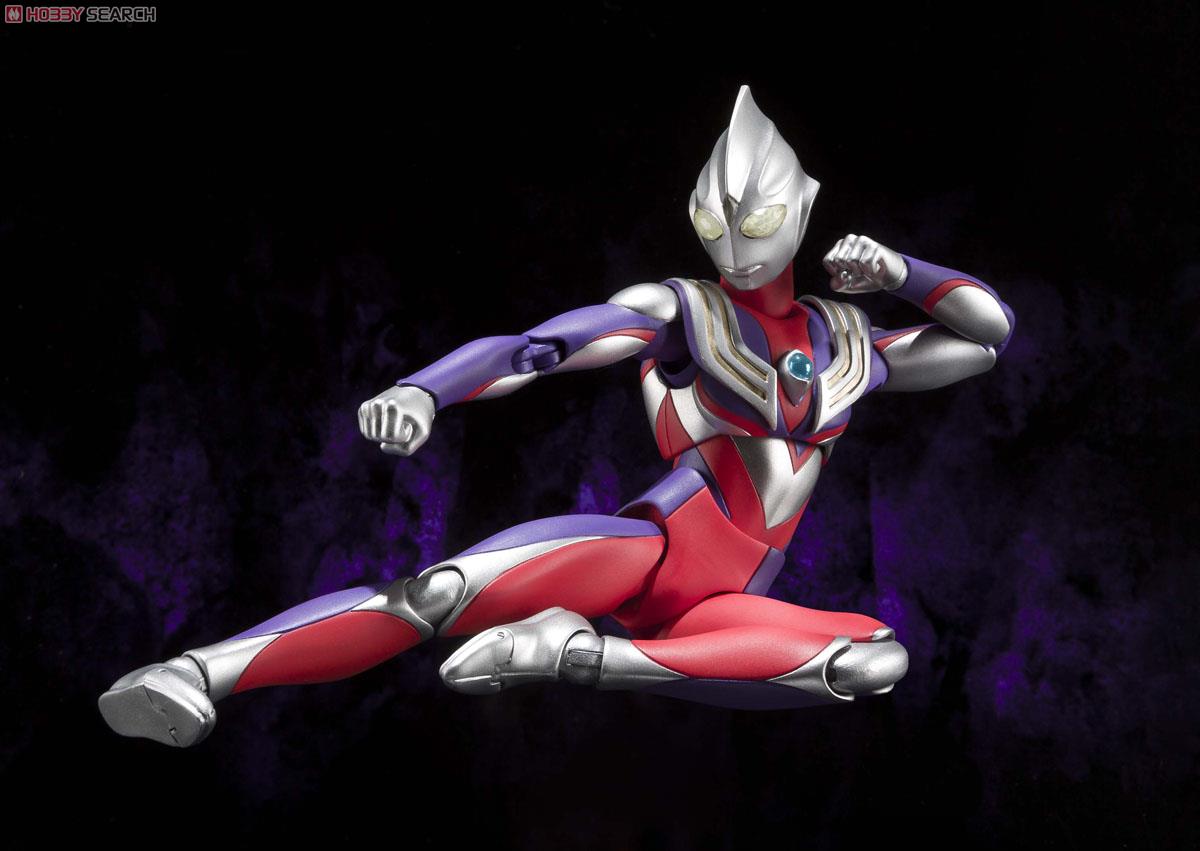 Ultra-act Ultraman Tiga (Multi Type) by Bandai