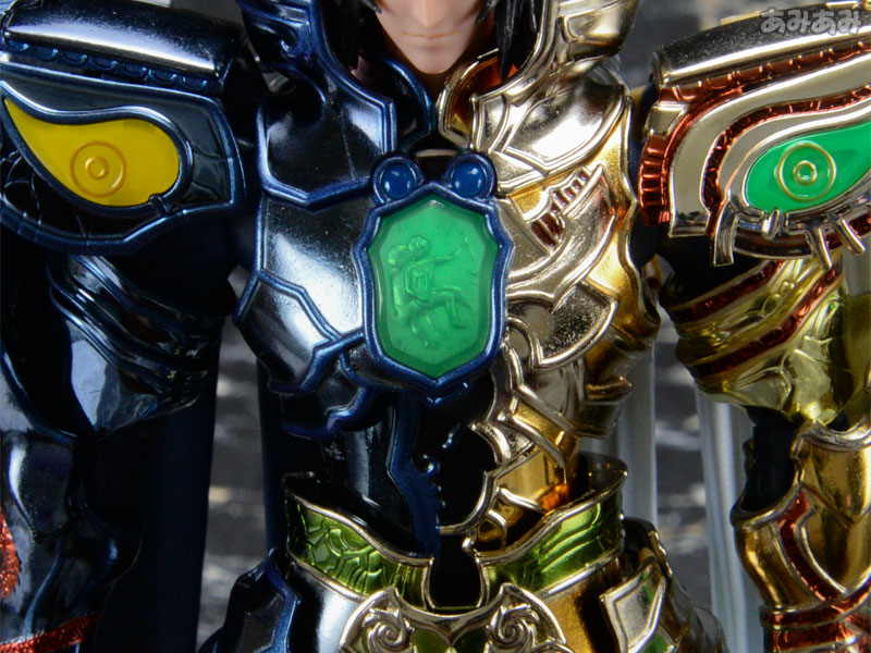 Saint Seiya Saint Cloth Legend Gemini Saga by Bandai