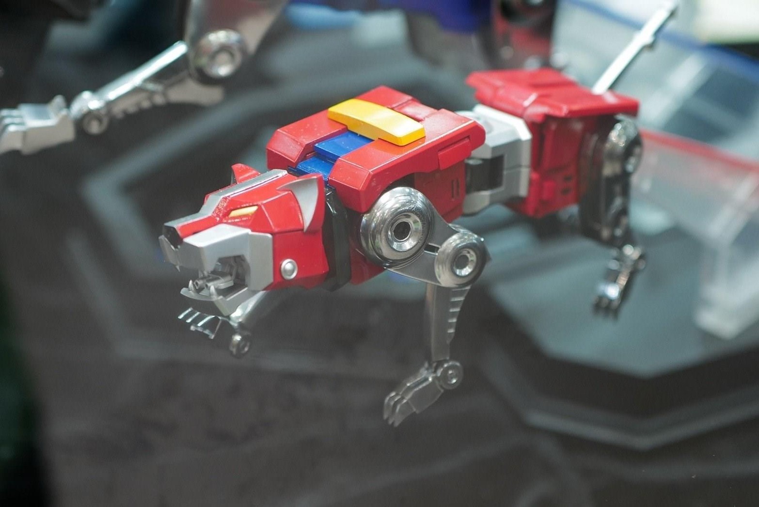 CARBOTIX Voltron by Blitzway x 5Pro Studio