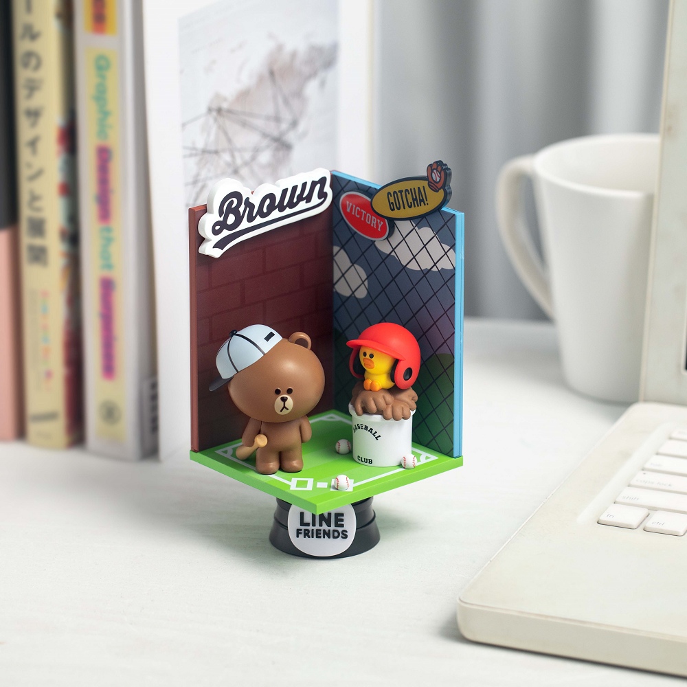 Line Friends - Brown & Friends Dream-Selected Series (Set of 4) by Beast Kingdom