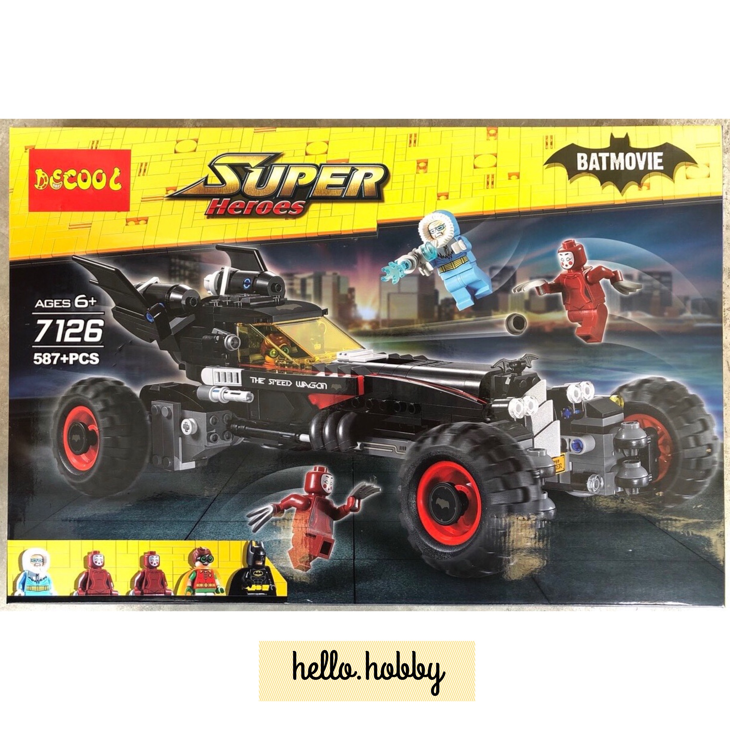 Decool 7126 The Batmobile 587pcs