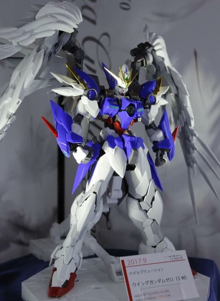 High-Resolution Model Wing Gundam Zero EW 1/100 by Bandai