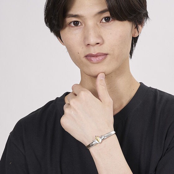 PRE-ORDER : Ultraman Taro 50th Anniversary King Bracelet Design Bangle