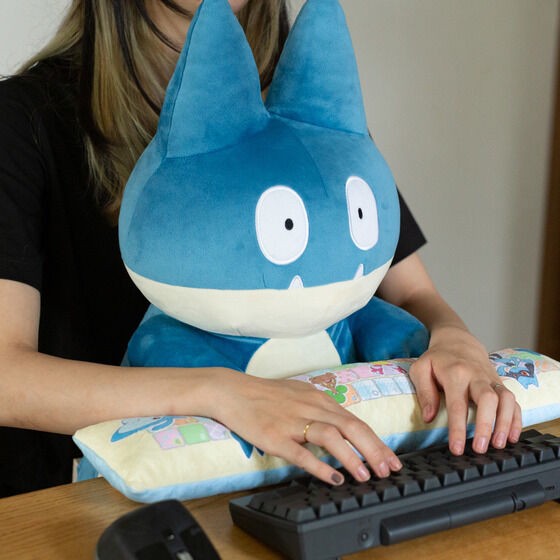 PRE-ORDER : Gonbe PC Cushion