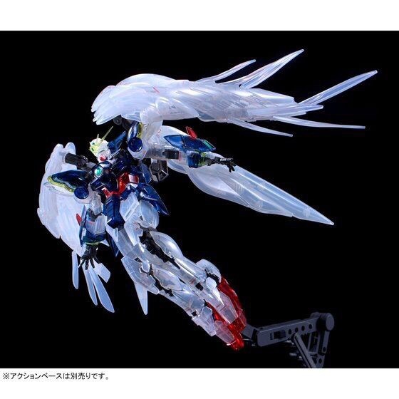 PRE-ORDER : RG 1/144 Gundam Base Limited Wing Gundam Zero EW (Clear color) Plastic Model
