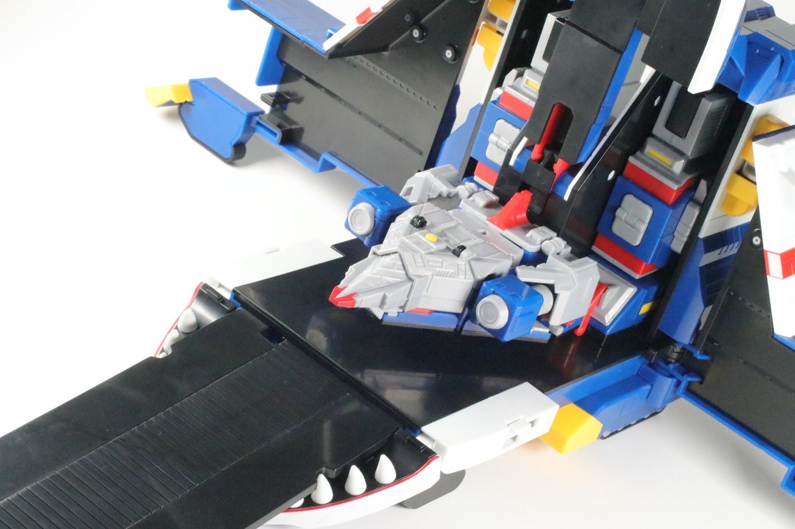 Super Mini Pla Big Scale Jaguar Vulcan by Premium Bandai (Limited มีกล่องน้ำตาล)