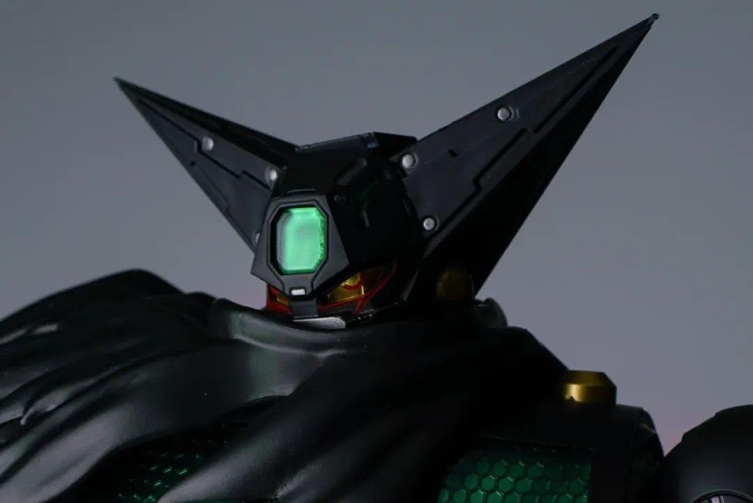 Pre-order : XD001 Black Getter Robot by XingDao Model