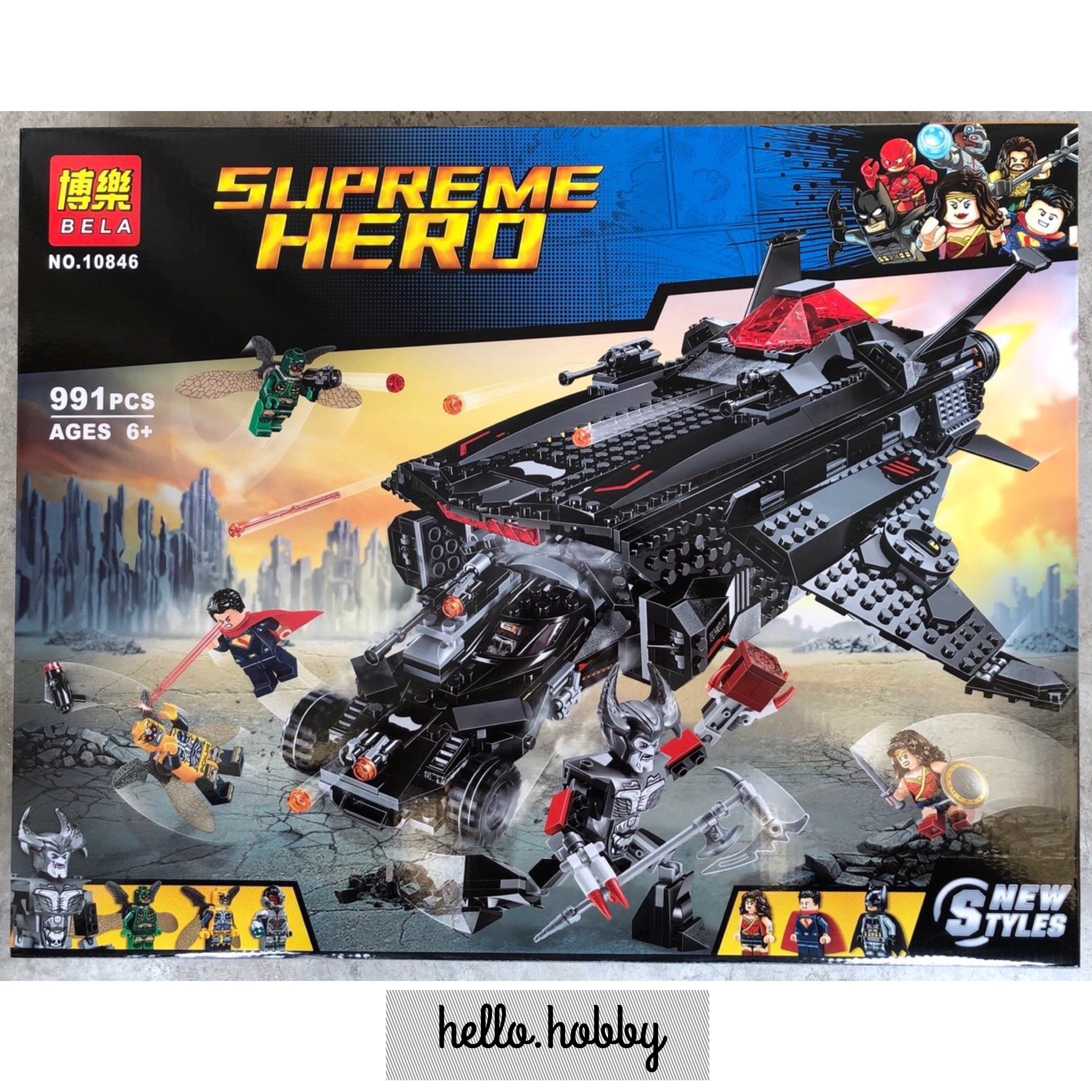Bela 10846 Batman Flying Fox: Batmobile Airlift Attack 991pcs