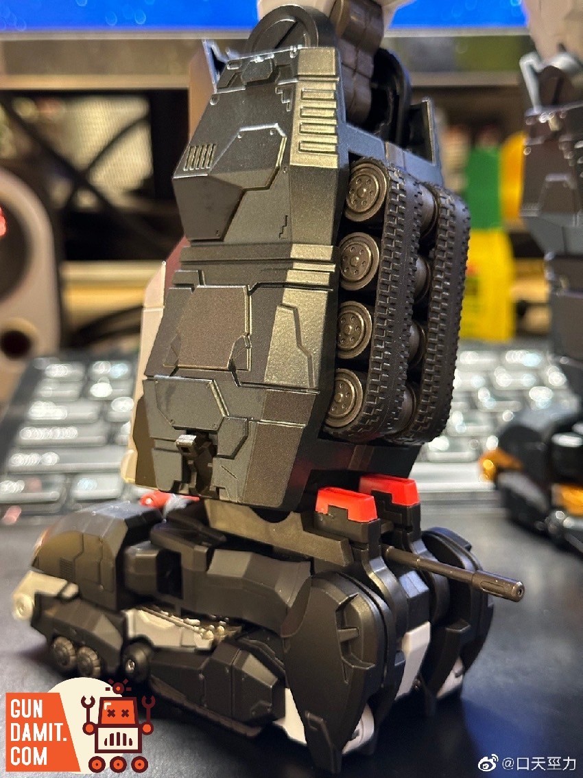 THE GATTAI HAGANE WORKS - Dancouga by Good Smile Company (with Exclusive Bonus)