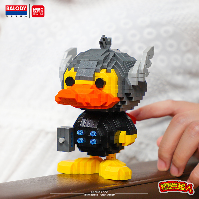 Balody 18132-18137 Duckbill Boy in Avengers Costume