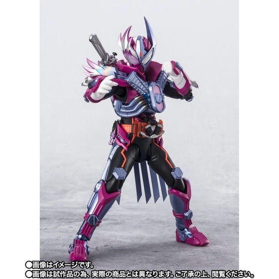 PRE-ORDER : S.H.Figuarts Kamen Rider VALVARAD