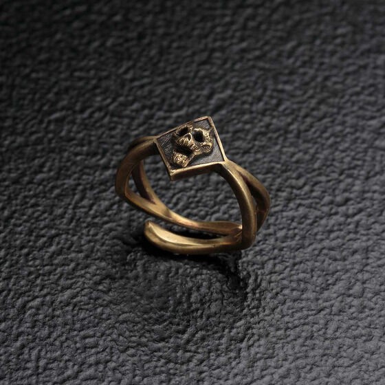 PRE-ORDER : JoJo's Bizarre Adventure Accessory Collection