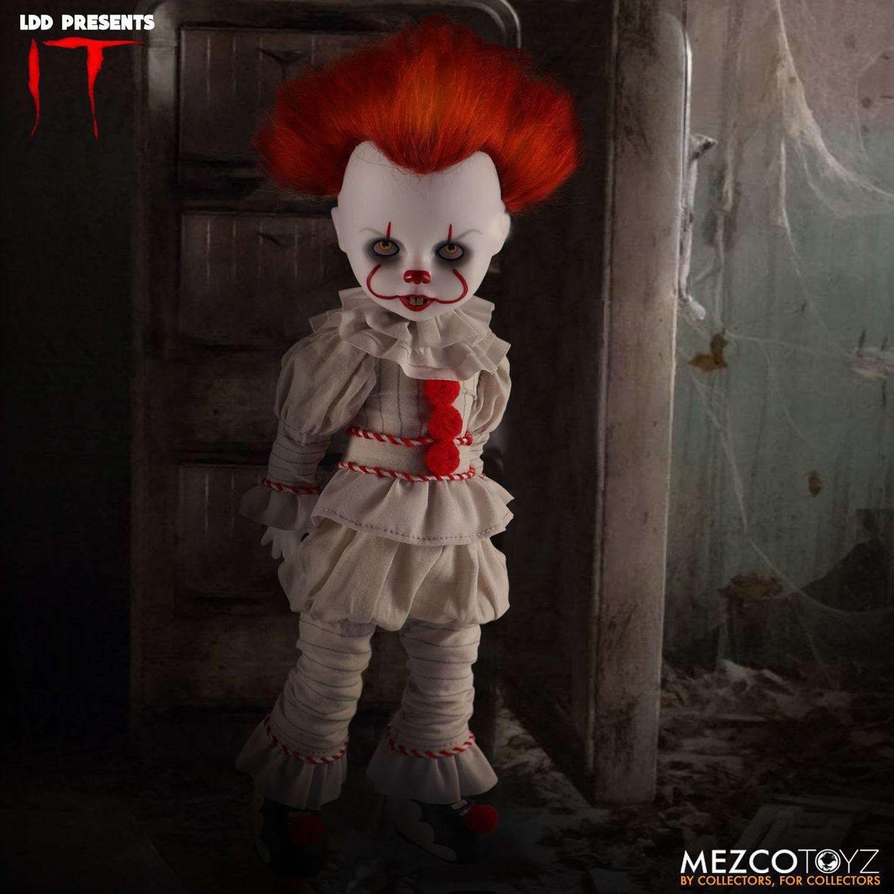 Pre-order : LDD Presents Living Dead Dolls IT: Pennywise by Mezco Toyz