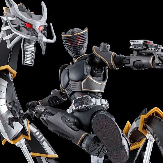 PRE-ORDER : Figure-rise Standard Kamen Rider Ryuga