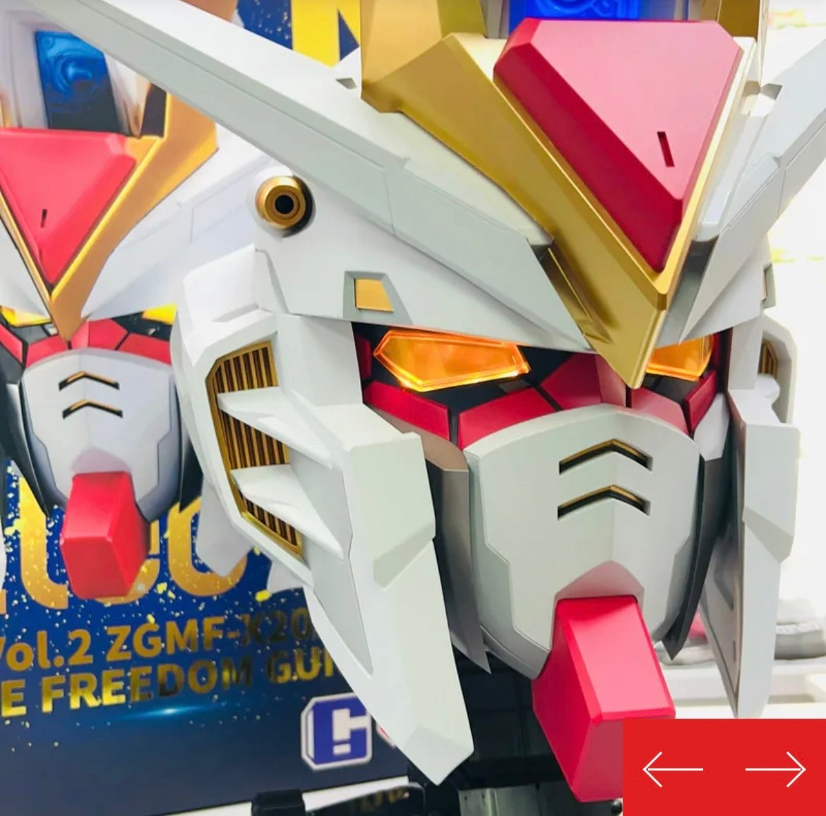 โมเดลหัวกันดั้มมีไฟ Gundam - BN Head Collection Vol.2 Strike Freedom Gundam by Bandai