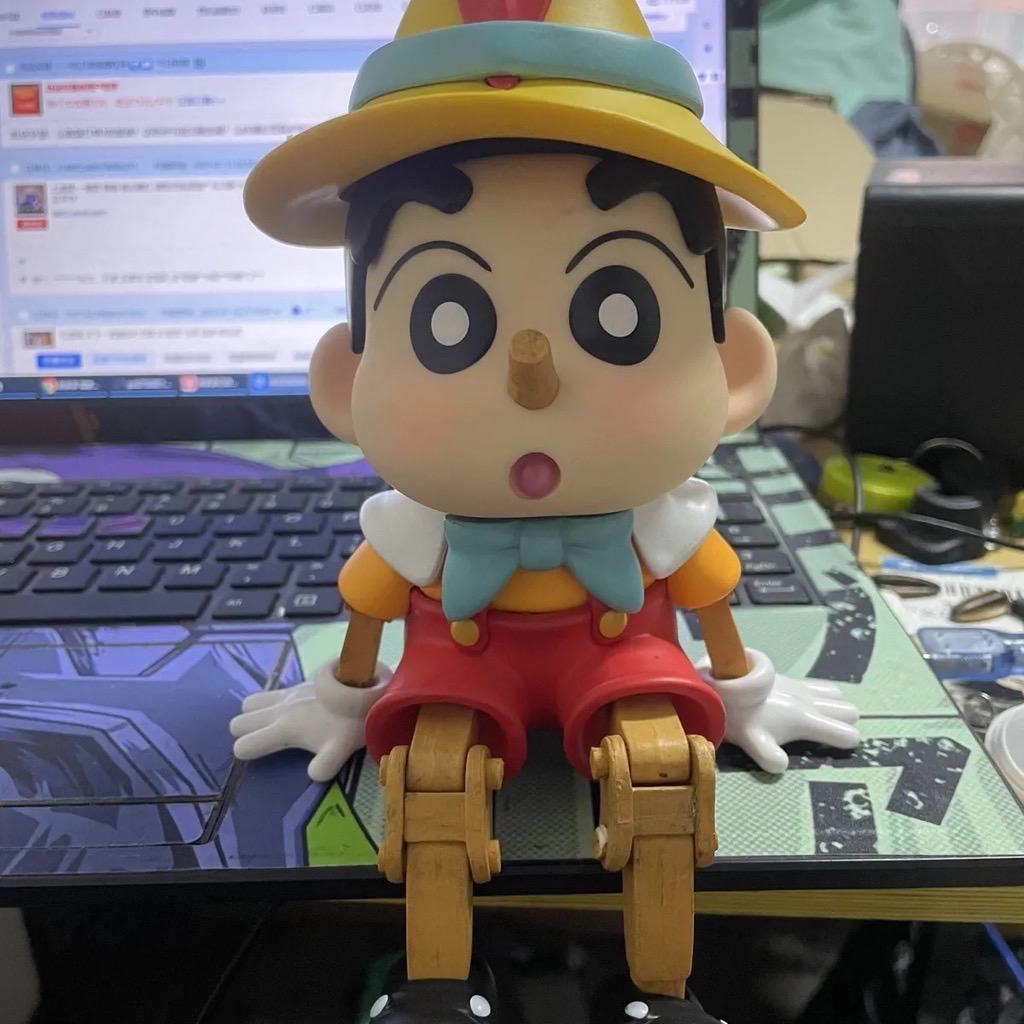 โมเดล Crayon Shinchan x Pinocchio