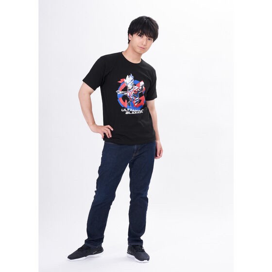 PRE-ORDER : Ultraman Blazar Hero Pattern T-shirt (2 types)