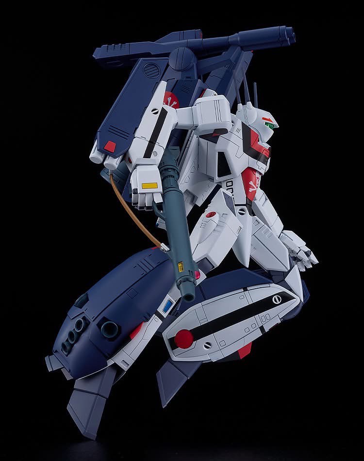Pre-order : 1/72 PLAMAX PX16 VF-1S Strike Battroid Valkyrie (Hikaru Ichijyo) (Macross: Do You Remember Love?) Plastic Model Kit by Max Factory