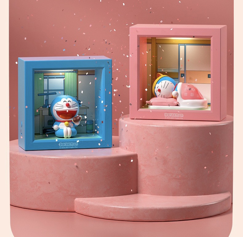 Rock x Doraemon Lamp