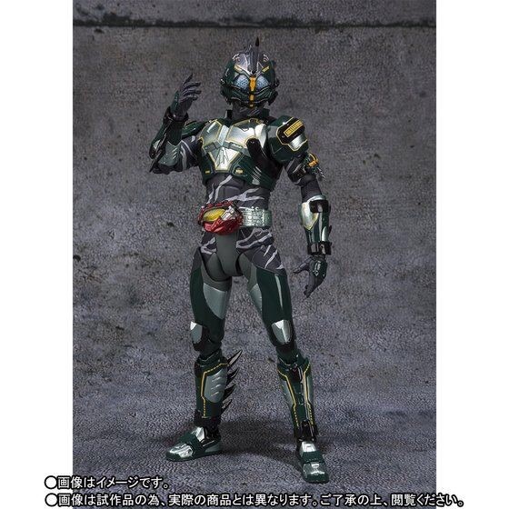 PRE-ORDER : S.H.FIGUARTS KAMEN RIDER AMAZON NEO ALFA
