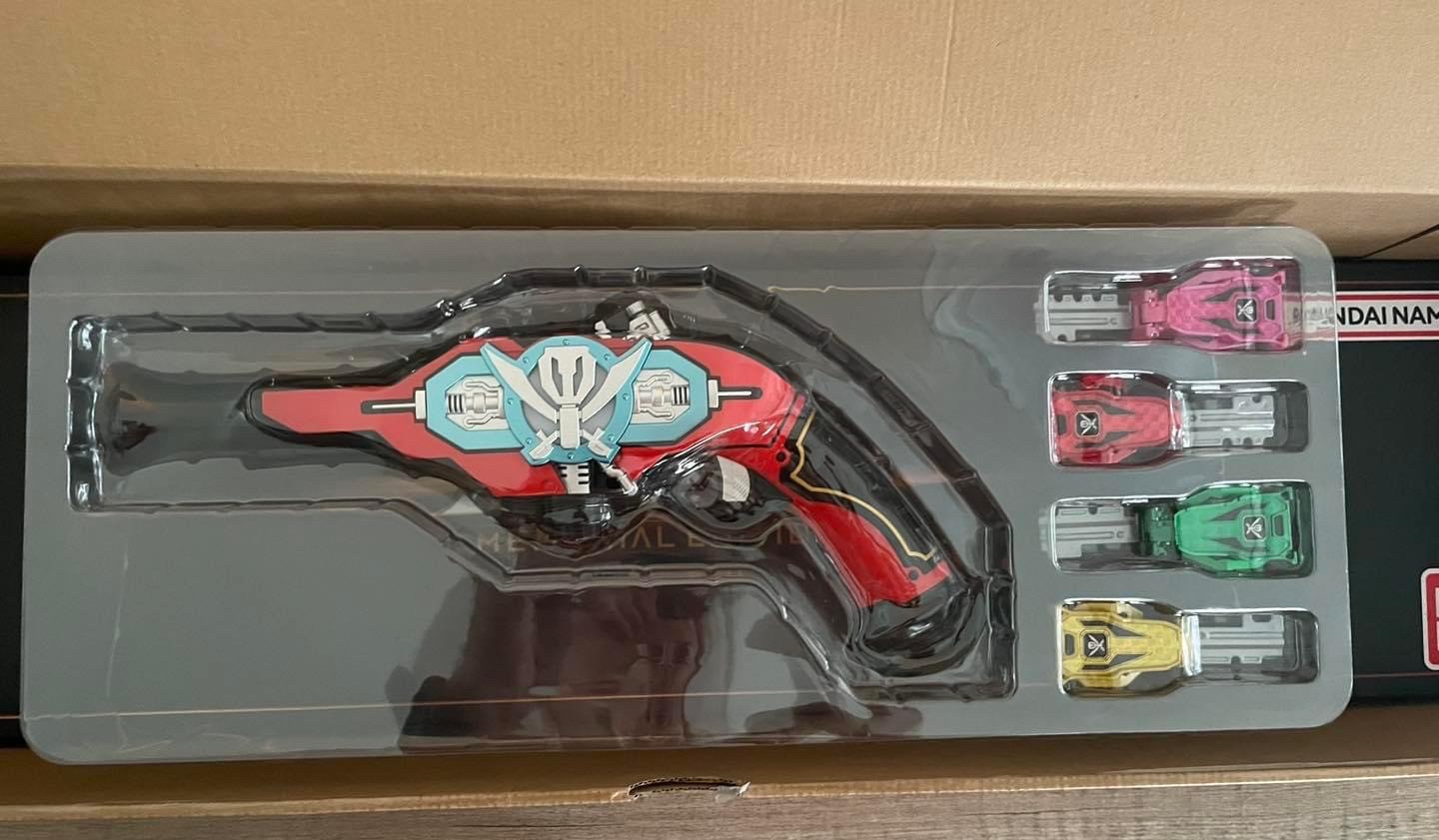 Kaizoku Sentai Gokaiger - Gokai Saber & Gokai Gun -Memorial Edition- by Premium Bandai (Limited มีกล่องน้ำตาล)