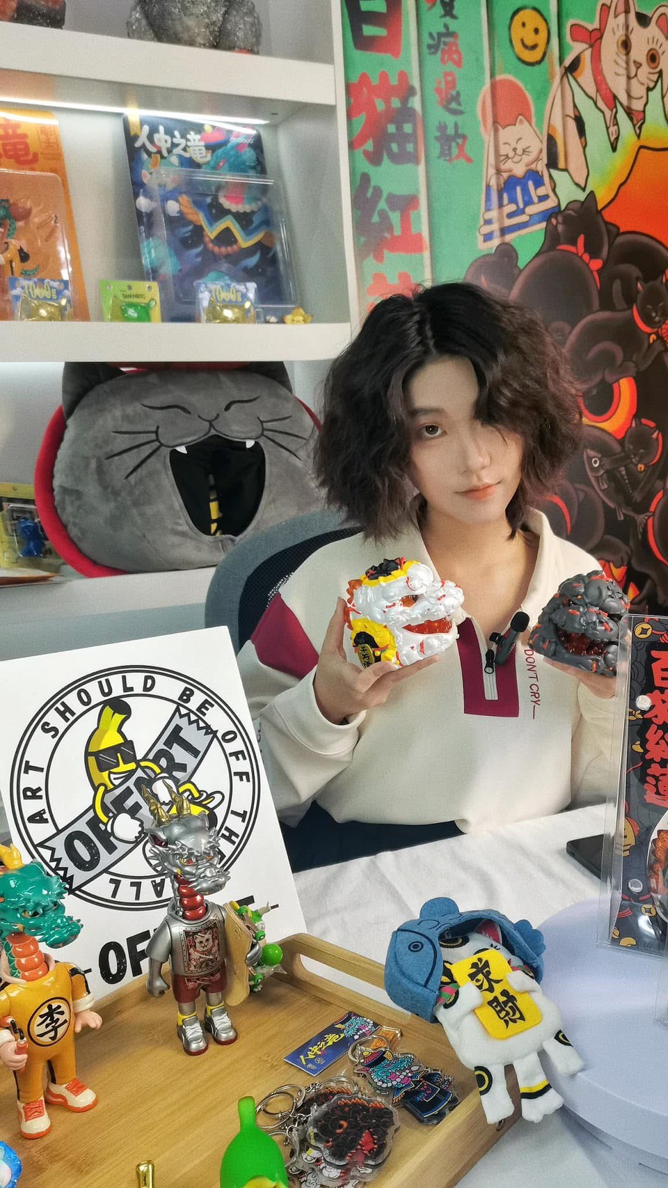 โมเดลก็อตซิล่าแมวกวักมีไฟ Godzilla - Godzilla Red Flame Hundred Cats Mini Bust Fortune Black / White by OFFART x Horiren (มีกล่องน้ำตาล)