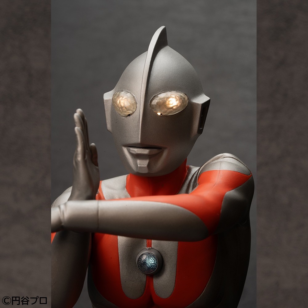 Pre-order : Tokusatsu's DNA STORE ProducT Ultraman (C Type) by Takashi Kinoshita by ADK emotions