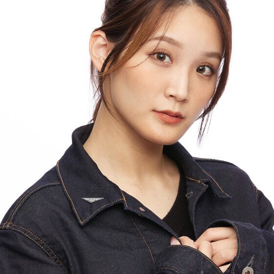 PRE-ORDER : Kamen Rider Revice FENIX TRIBE