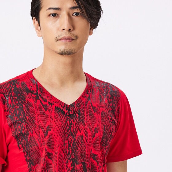 PRE-ORDER : Kikai Sentai Zenkaiger h.NAOTO Zox T-shirt (Red)