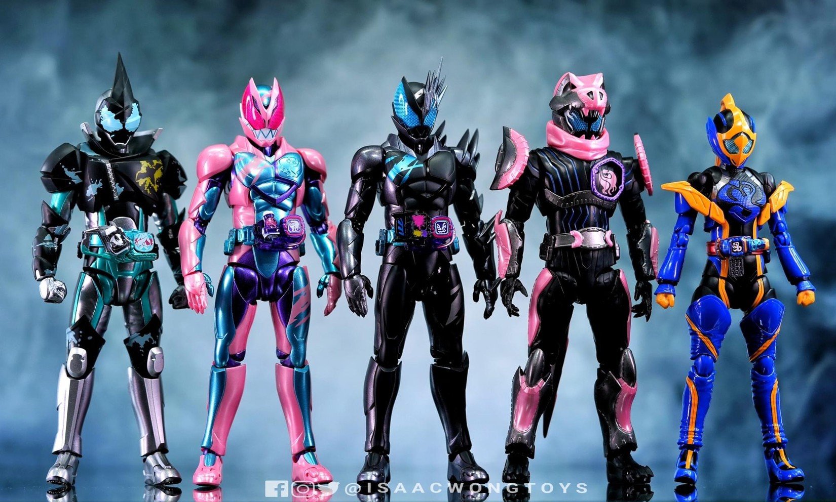 Masked Rider Revice - [TAMASHII NATION 2022] - S.H.Figuarts Kamen Rider Jack Revice by Premium Bandai (Lot JP มีกล่องน้ำตาล)
