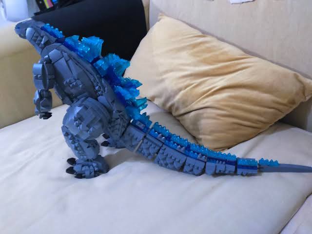 Panlos Brick 687001 Godzilla vs Kong 2106pcs