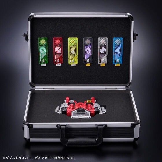 PRE-ORDER : Kamen Rider W Double Driver Box
