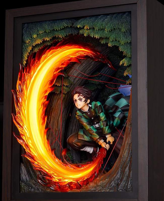 Pre-order : Demon Slayer: Kimetsu no Yaiba Tanjiro Kamado: Hinokami Kagura Dance by Good Smile Company