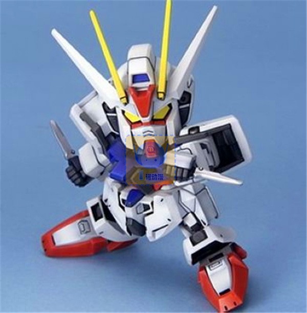 SD BB246 Strike Gundam by Bandai
