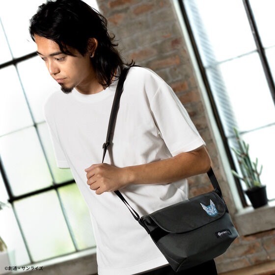 PRE-ORDER : STRICT-G "Mobile Suit Gundam" Basic Mini Shoulder Bag