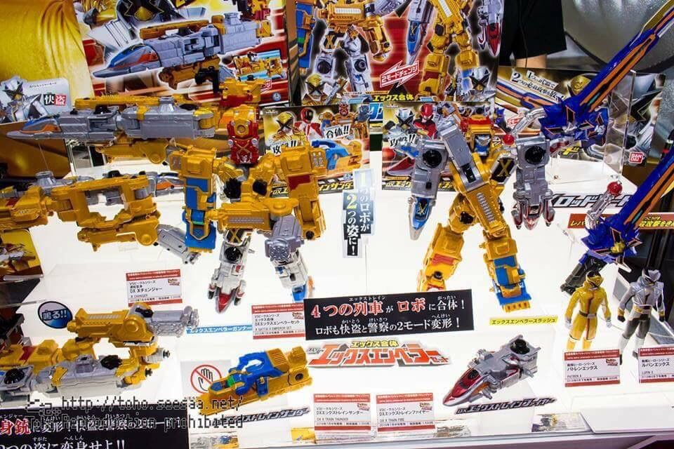 Kaitou Sentai Lupinranger VS Keisatsu Sentai Patranger - VS Vehicle Series X Combine DX X Emperor Set by Bandai