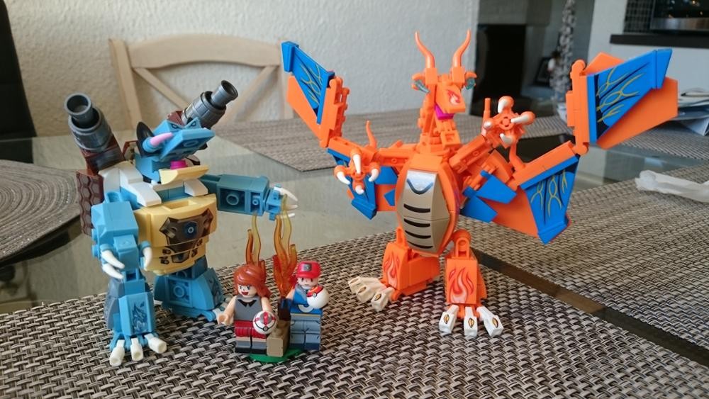 SY 824 Pokemon The Battle 373pcs