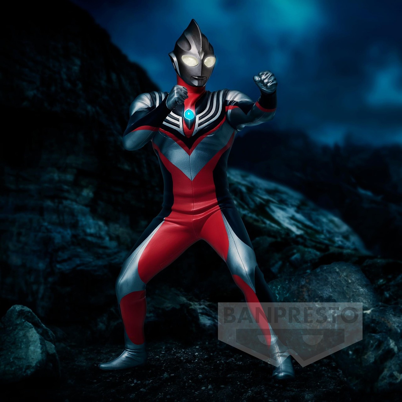 Pre-order : ULTRAMAN TIGA HERO'S BRAVE STATUE FIGURE ULTRAMAN TIGA (POWER TYPE & TIGA TORNADO) (A:ULTRAMAN TIGA POWER TYPE) (B: TIGA TORNADO)