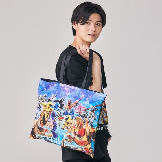 PRE-ORDER : "King-Ohger VS Donbrothers" "King-Ohger VS Kyoryuger" Luxurious 2 Features Tote Bag (Horizontal)