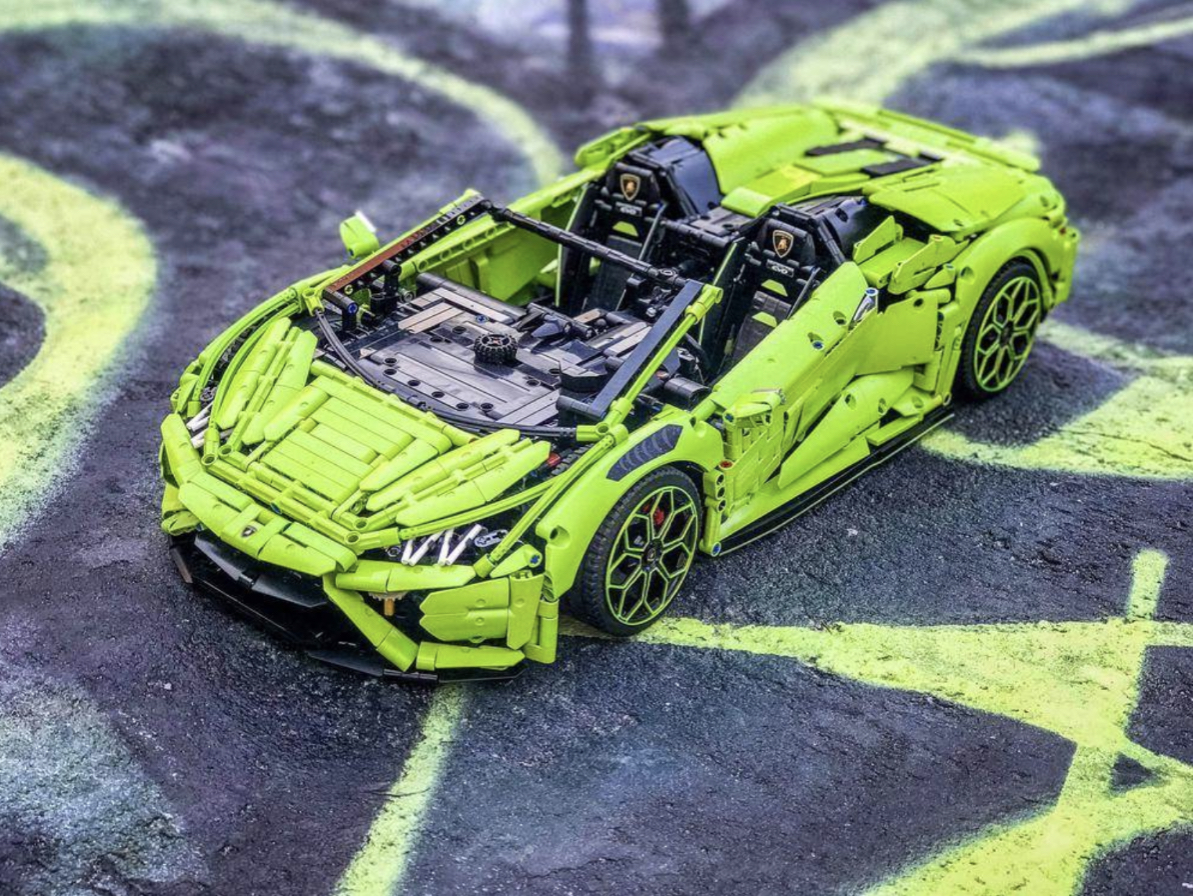 T 5003 Lamborghini Huracan Evo Spyder 3558pcs