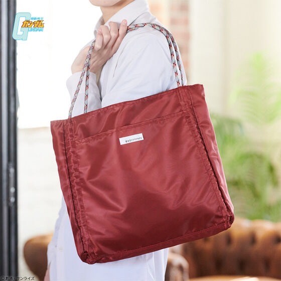 PRE-ORDER : ONOFFYFREE×Mobile Suit Gundam Embroidery Bag Char Aznable