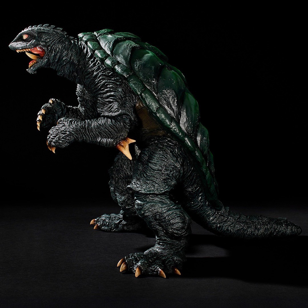 Pre-order : Mega Sofvi Gamera 1996 (G2) Soft Vinyl Figure by Kaiyodo