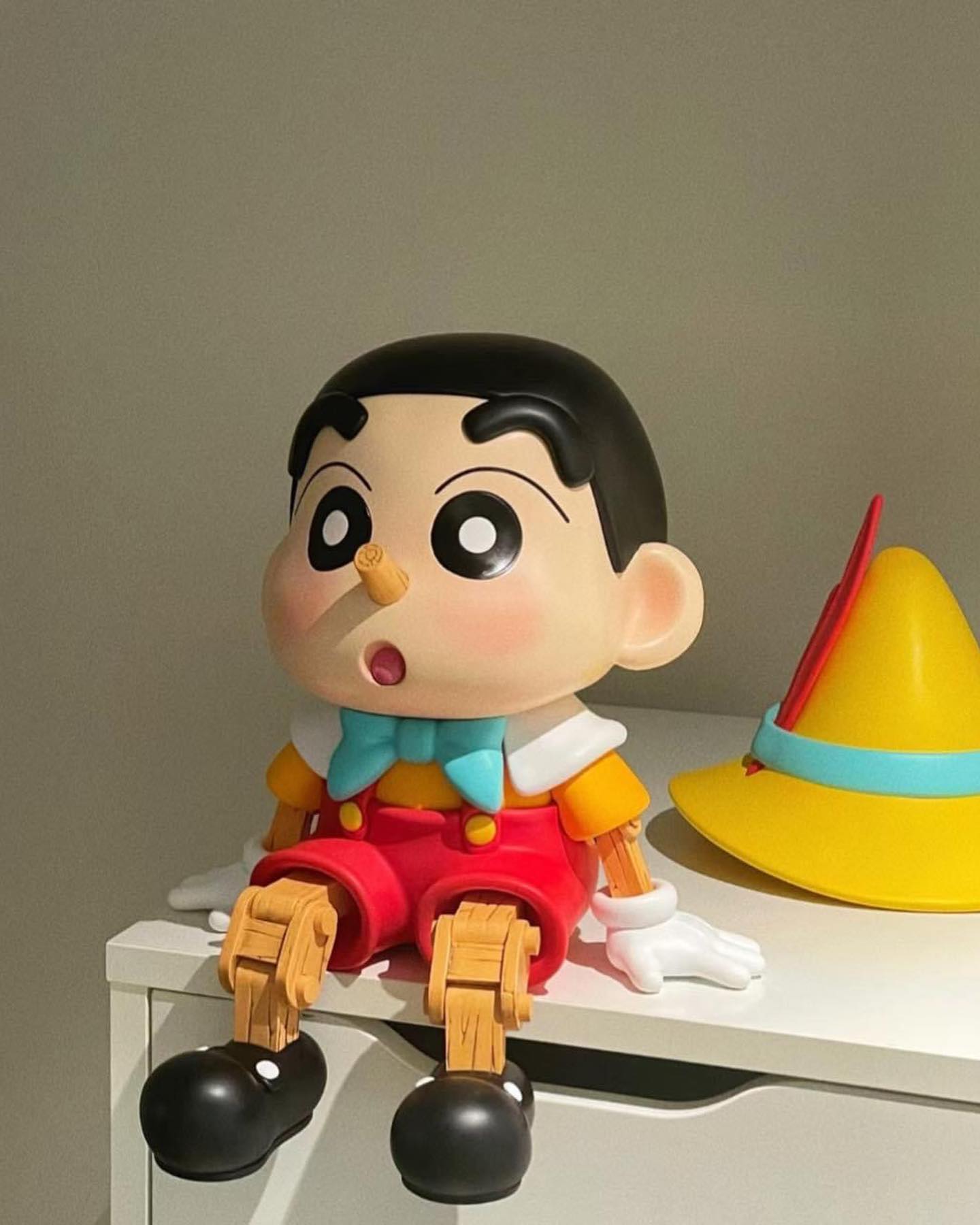 โมเดล Crayon Shinchan x Pinocchio