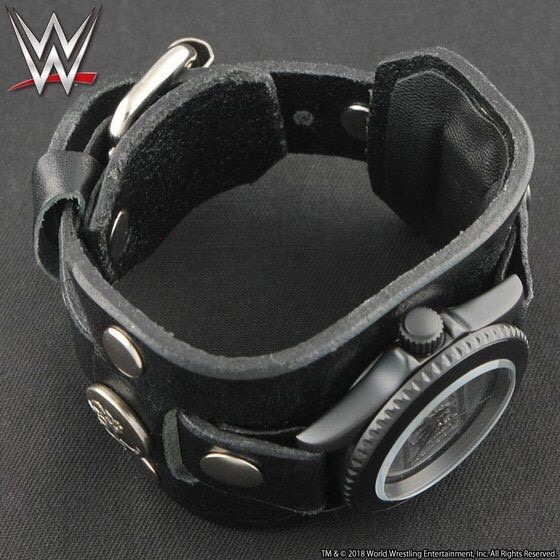 PRE-ORDER : WWE Red Monkey Wristwatch Silver 925 nWo Model