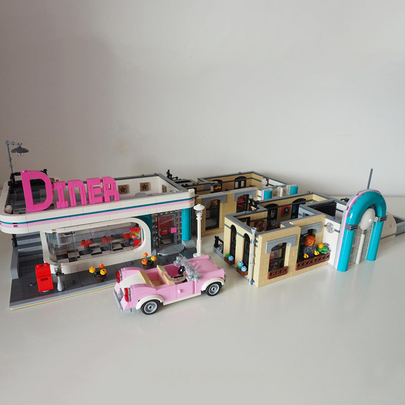 LEPIN 15037 Downtown Diner 2778pcs