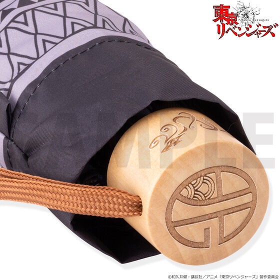 PRE-ORDER : Tokyo Revengers x Hokusai Graphic Folding Umbrella for Rain or Shine