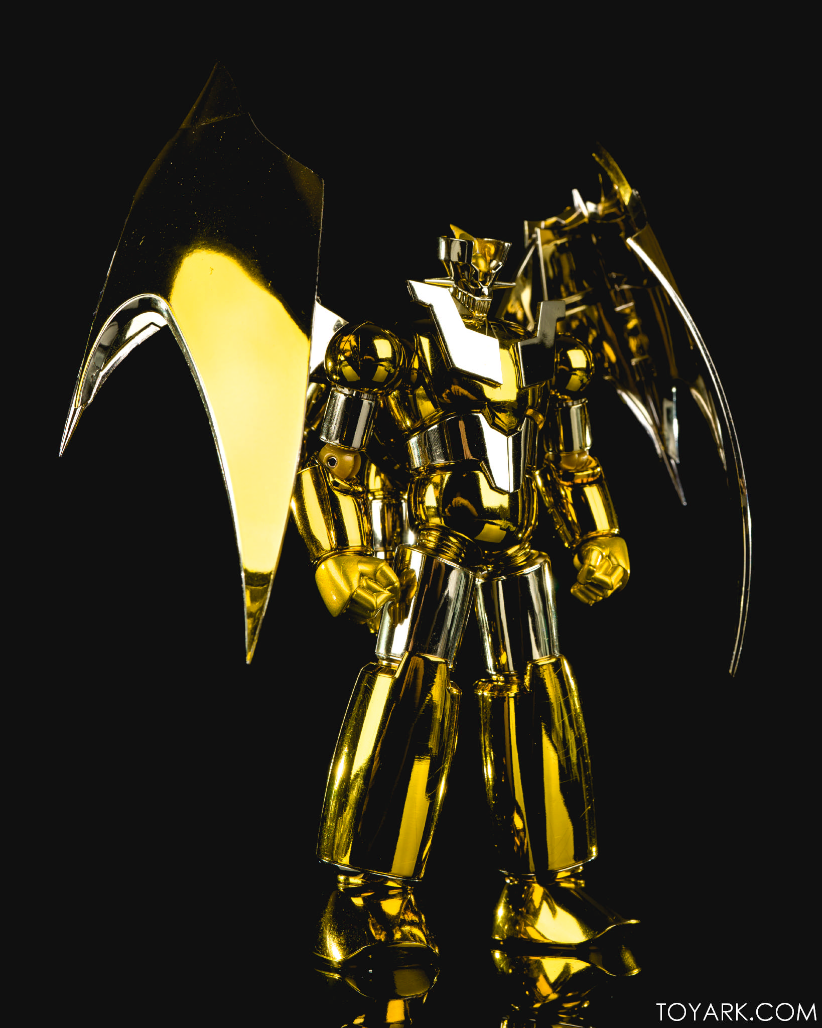 Super Robot Chogokin Shin Mazinger Z Gold Ver. Tamashii Nations 10th Anniversary World Tour Exclusive by Bandai